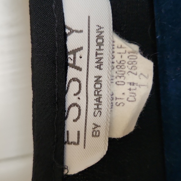 Long Black Vintage Top - Picture 2 of 3